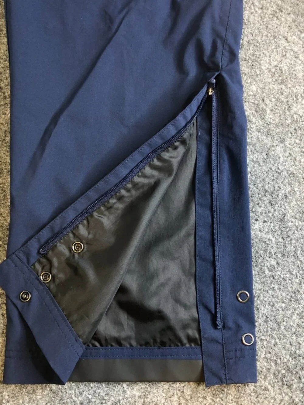 Nike Michigan Wolverine Pants Mens MEdium Blue Windbreaker StormFIT Rain Snap